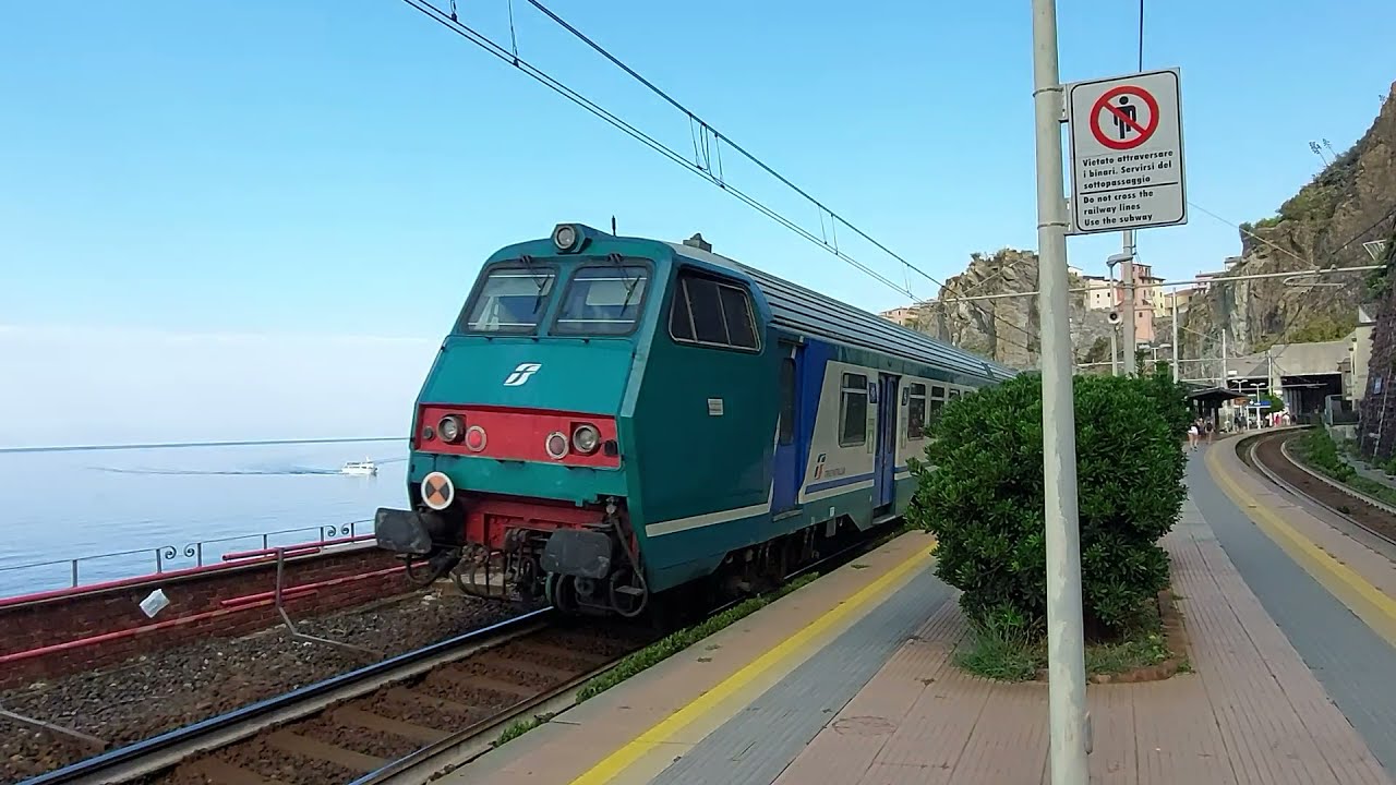TRENI ALLE 5 TERRE: Terza Parte - Manarola