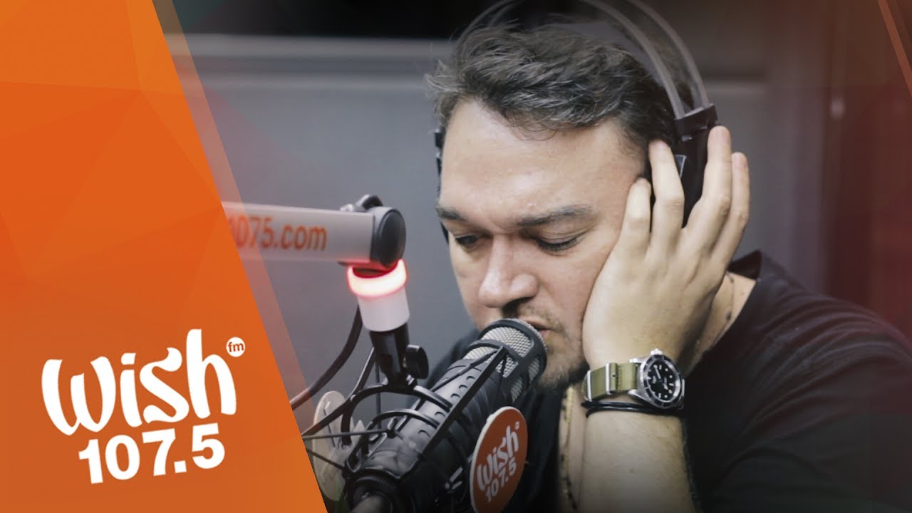 Basti Artadi performs 