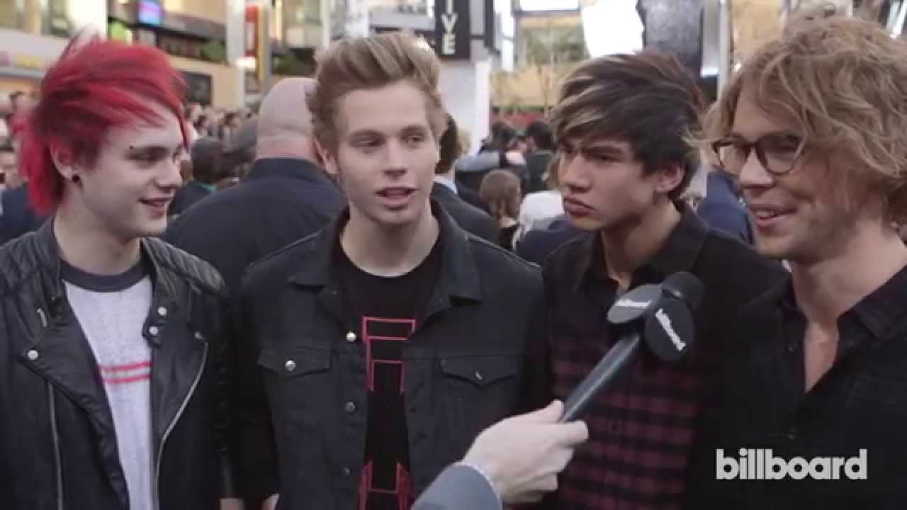 5 Seconds of Summer on the AMAs Red Carpet 2014