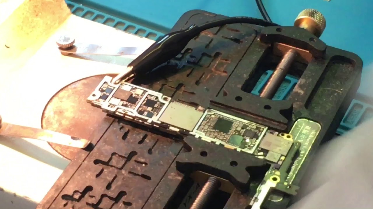 SHORTKILLER ! iPhone 6s Plus não liga , curto na board , passo a passo e solução.