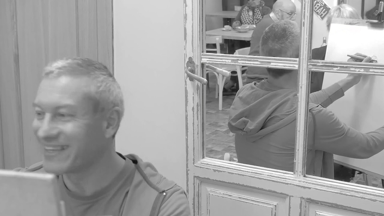RAFAEL ALEMAÑ BAÑULS retrata a MARI SOL CANO y a ASUN AGUINACO