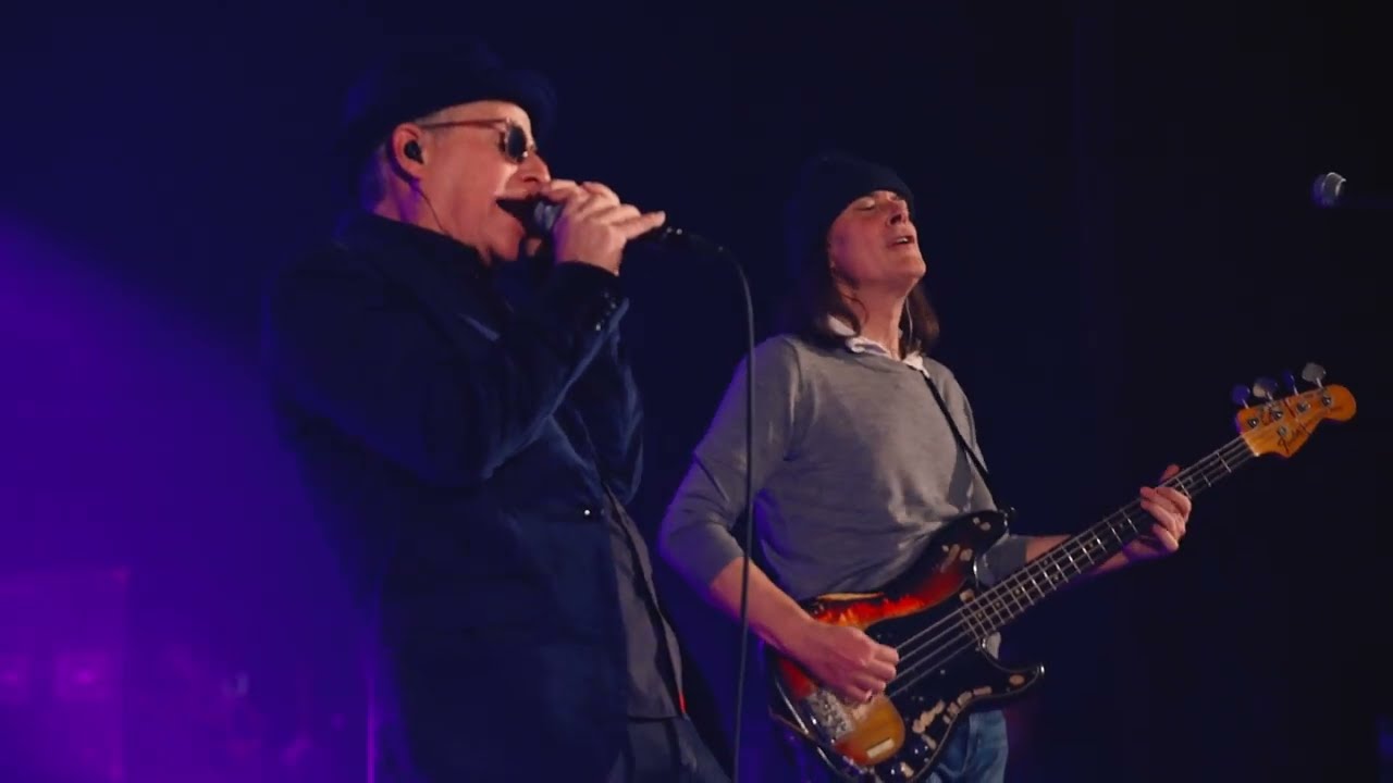 Royal Crescent Mob (LIVE 12/16/22) – Get on the Bus