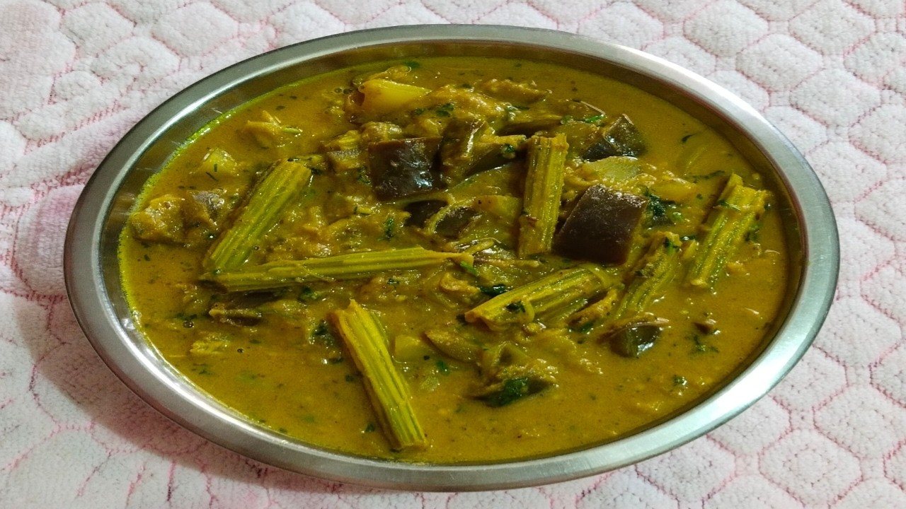 कम मसाले में बनाये स्वादिष्ट सहिजन और आलू बेंगन की सब्जी || Sahijan aur aaloo bengan ki recipes 😋😋😋