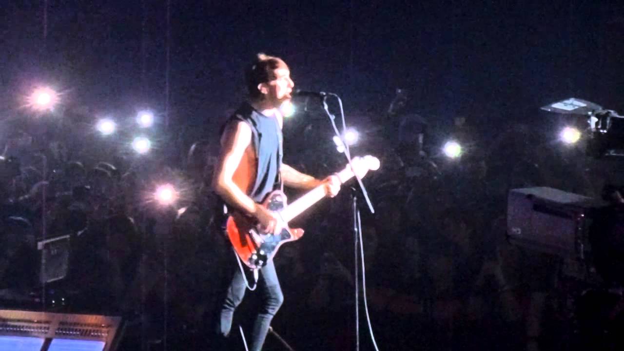All Time Low - Remembering Sunday with Cassadee Pope at Wembley