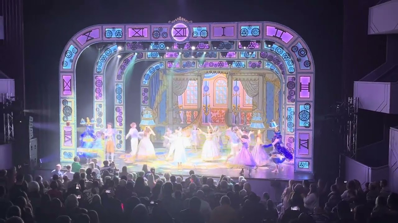 Royal and Derngate pantomime finale 2024