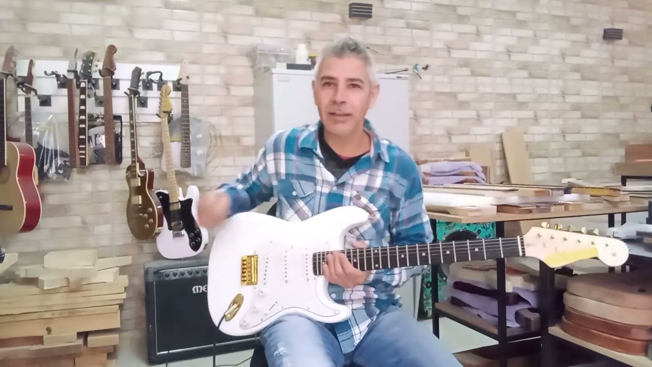 Stratocaster Custom ponte Fixa entregue Douglas