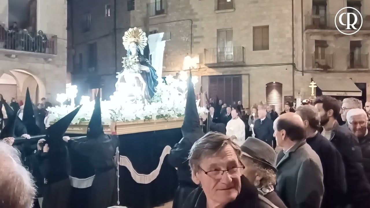 Així ha estat la processó dels Dolors de Besalú
