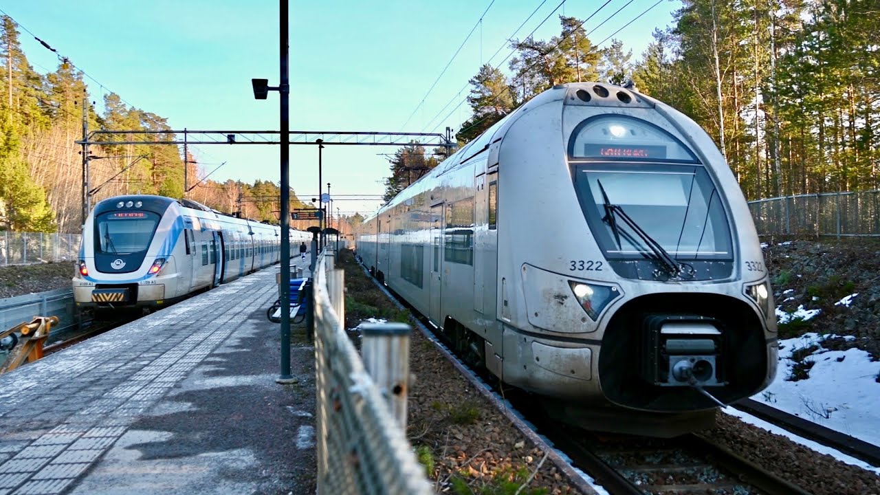 Spring on the Swedish Railway part 37 - Trains in B&aring;lsta