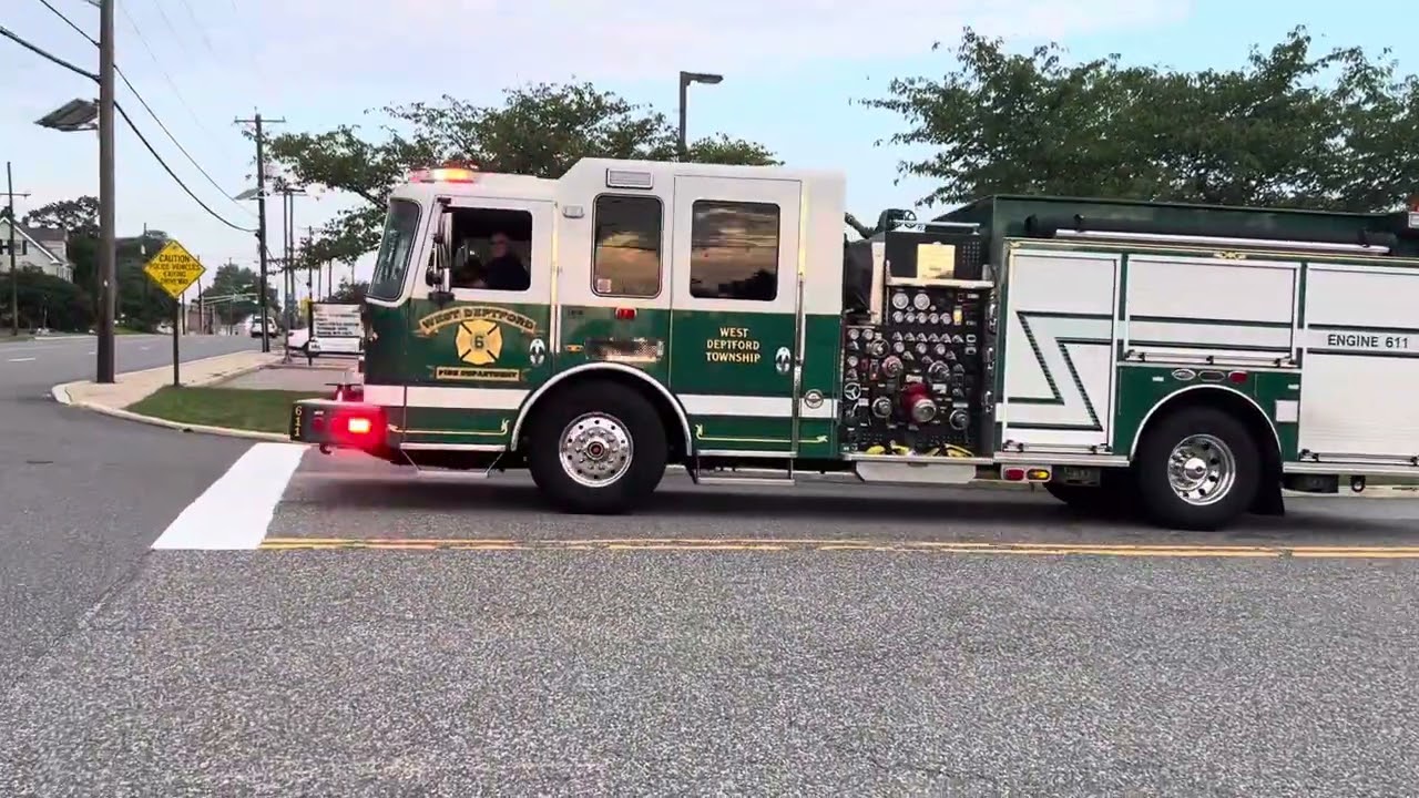 West Deptford engine 611 responding