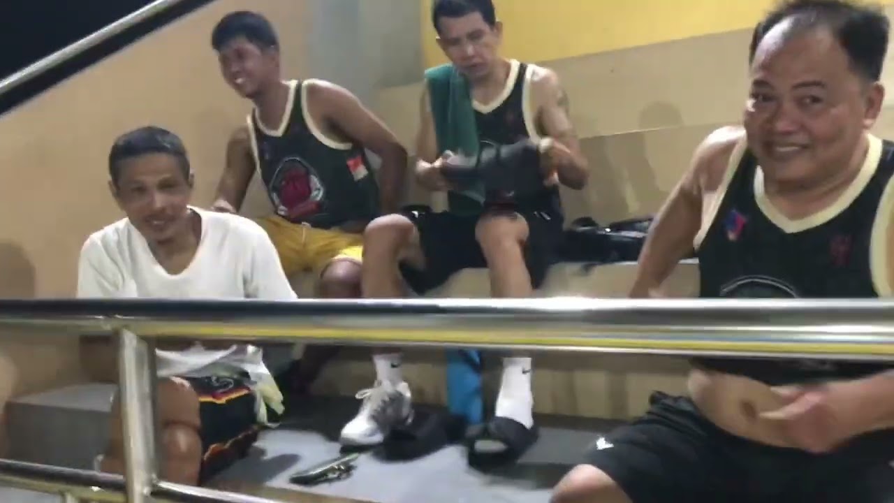 Openning ng STA . CRUZ VETERANS BASKETBALL LEAGUE 1 st game kami white team vs black team..