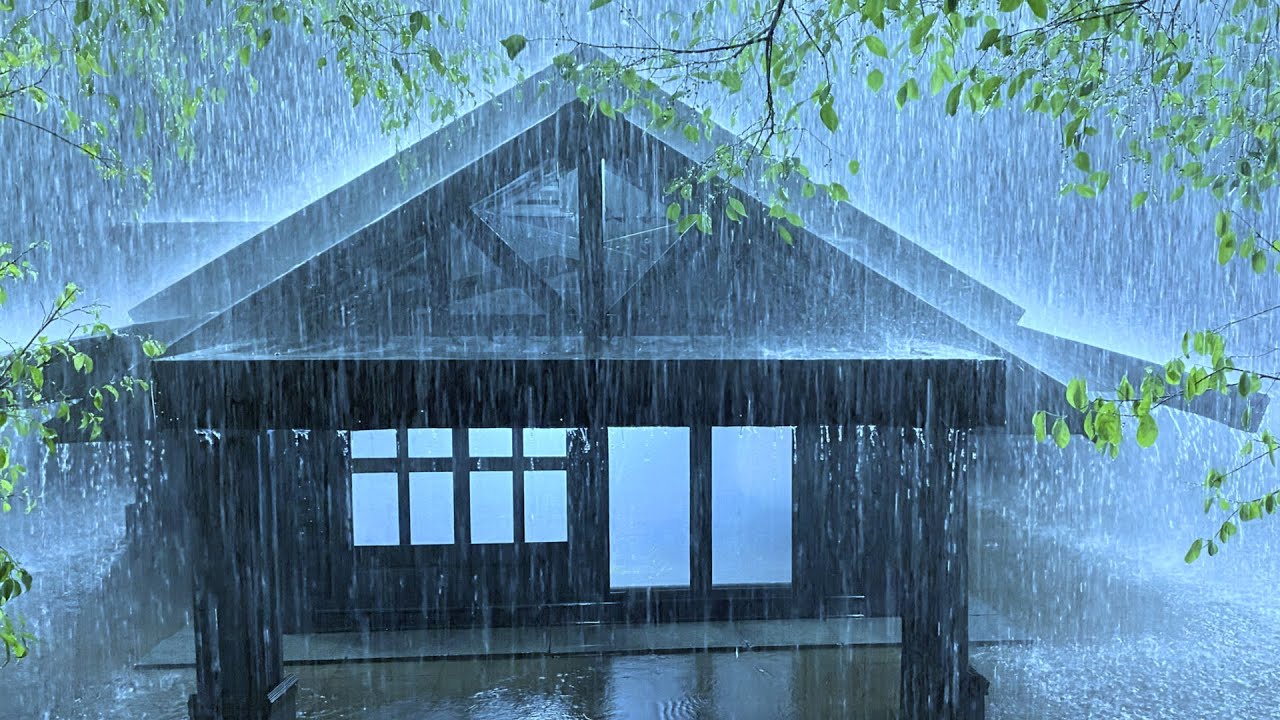 Suddenly Fell Asleep in 3 Minutes with Heavy Rain & Thunder Roaring on the Fragile Tin Roof at Night
