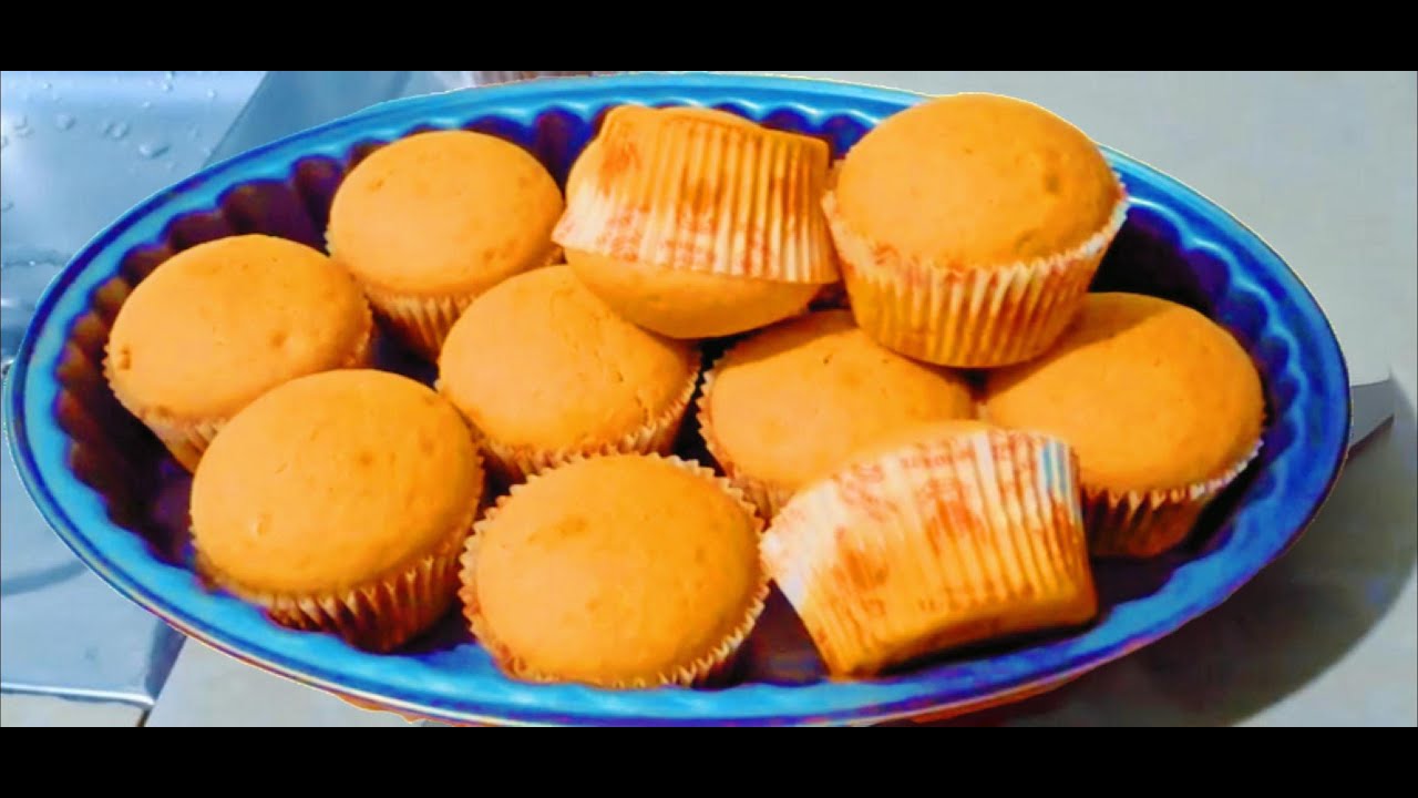 Easy plain Strawberry Muffin recipe//Super Soft and Fluffy//Easy baking//Best Strawberry Muffin ever