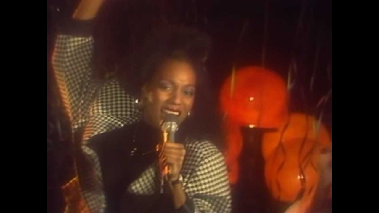 Amii Stewart - Break These Chains (Soviet TV appearance, 1986) HQ