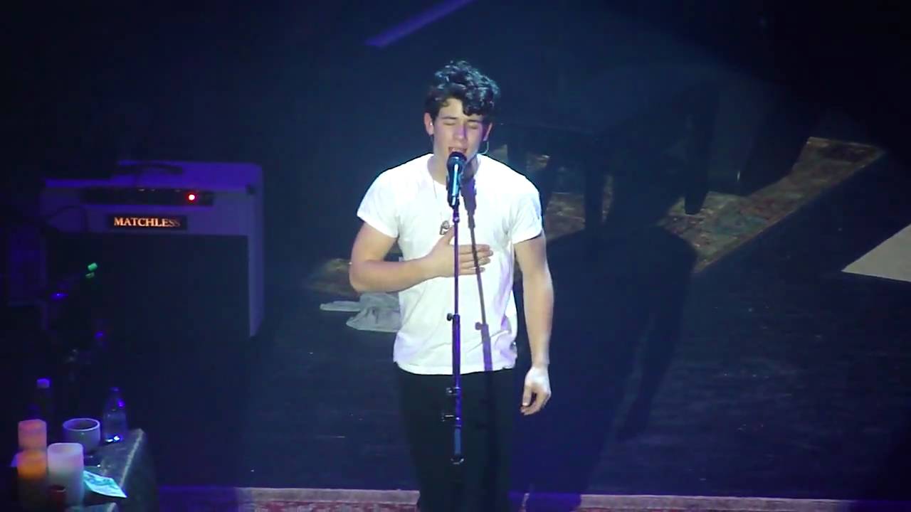 Nick Jonas and the Administration - Stay (Live at the Warner Theatre in D.C.) 1/6/10