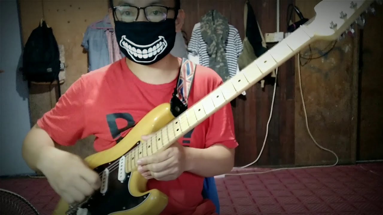 You don't need Floyd Rose to do dive bomb