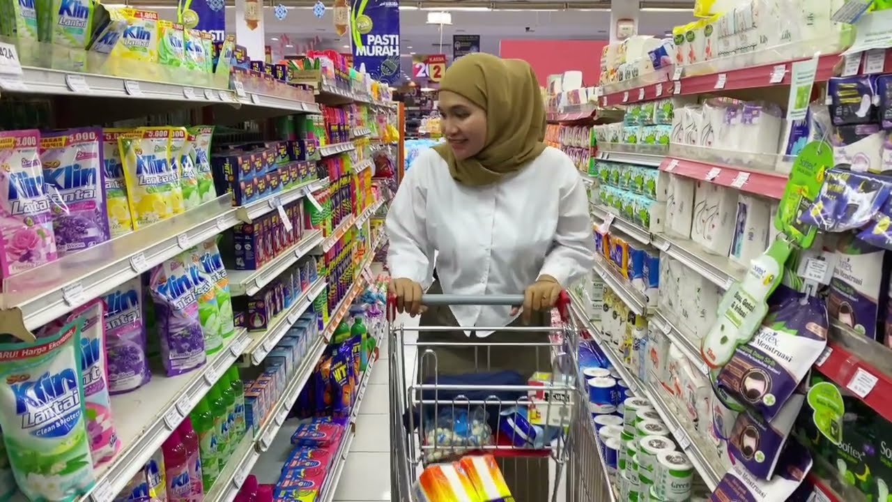 Belanja Bulanan Hemat untuk memenuhi kebutuhan rumah tangga.