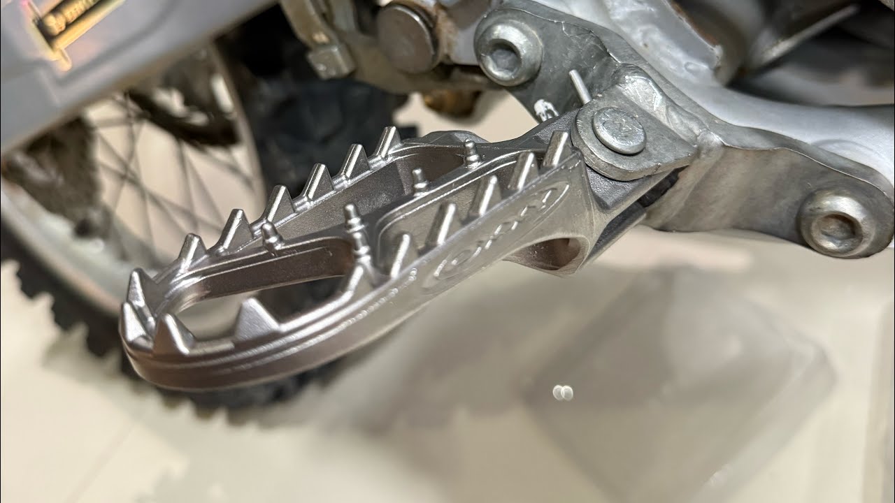Instalando Pedaleira Oxxy na Crf250f