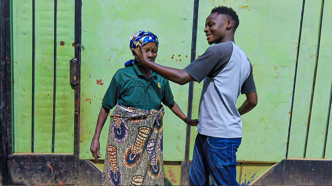aKUBISE MAMA WIWE IKOFE RYAMADAYIMONI 🤣🤣raba VIDEO UYIHEZE URABONA IVYAGO BIMUGUYEKO 🤣🤣MAREZO COMEDI