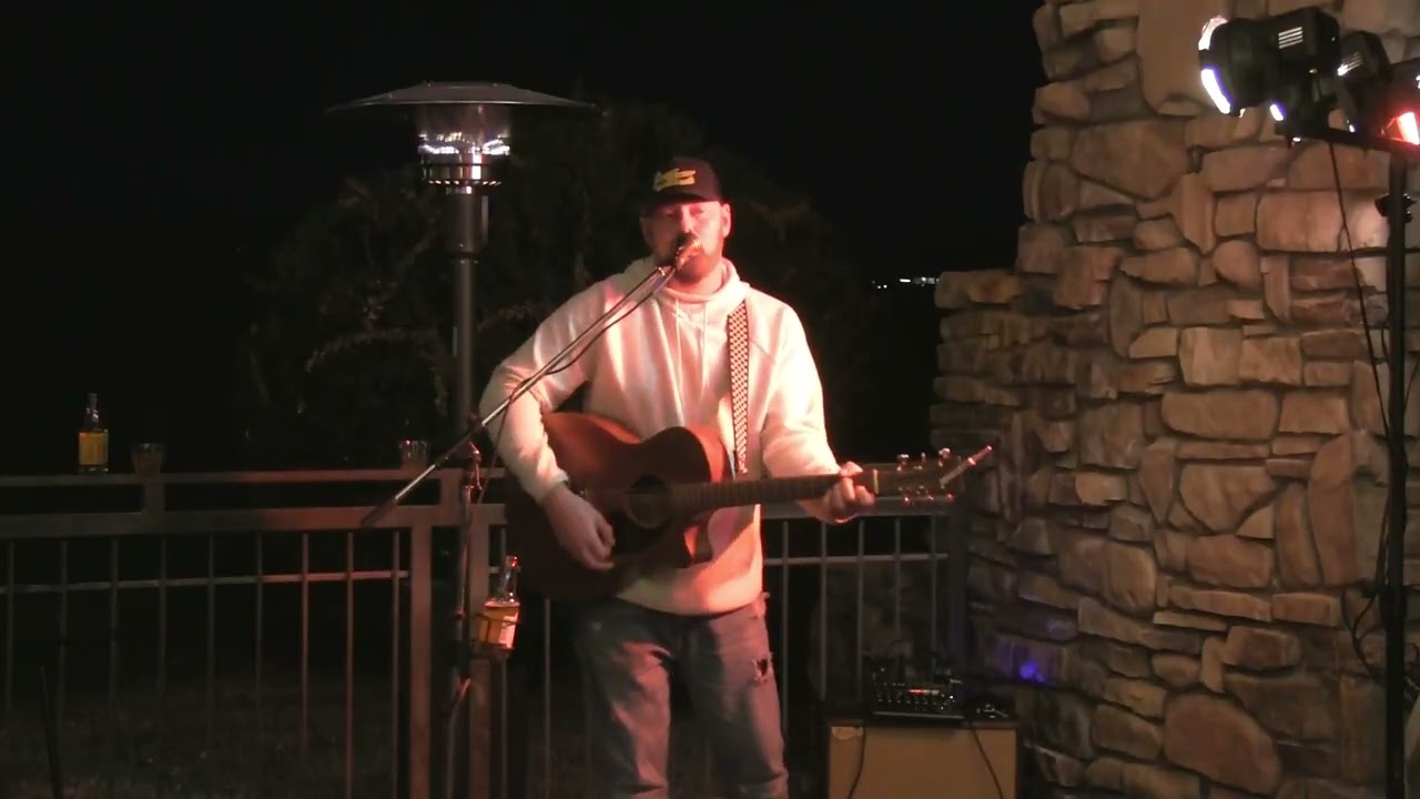 A couple of clips from my shoot with Tyler Halsey