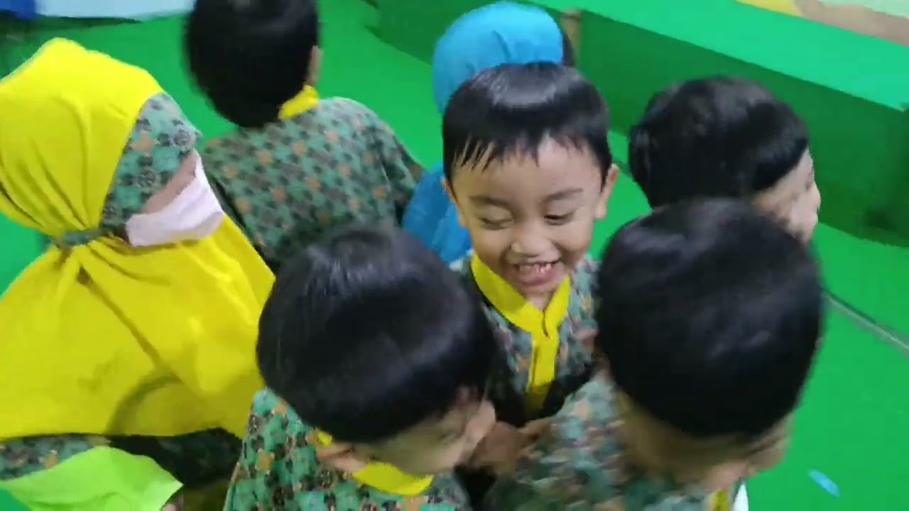 Senin, 12 Januari 2026