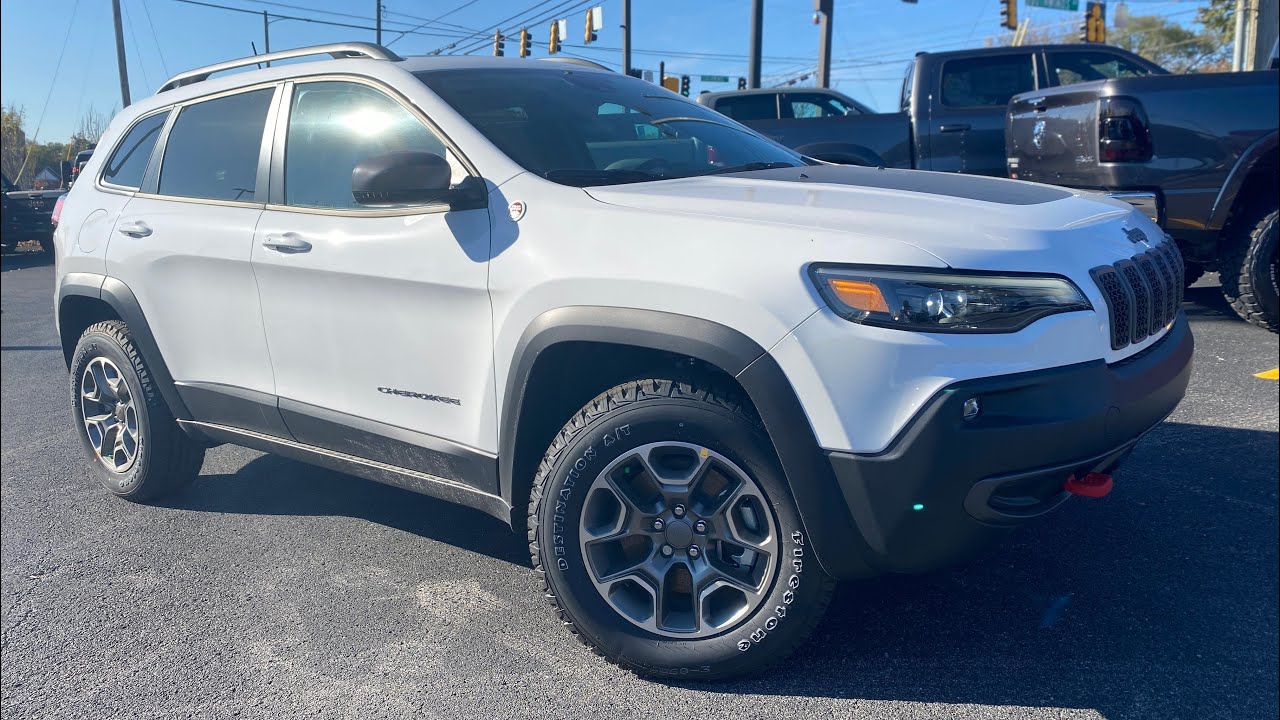2021 Jeep Cherokee Trailhawk 3.2 Test Drive & Review