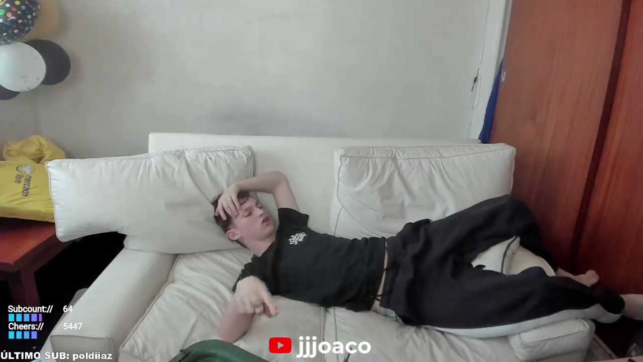 JOACO TURRO LE DICE A CARO LLEVATE ESTO