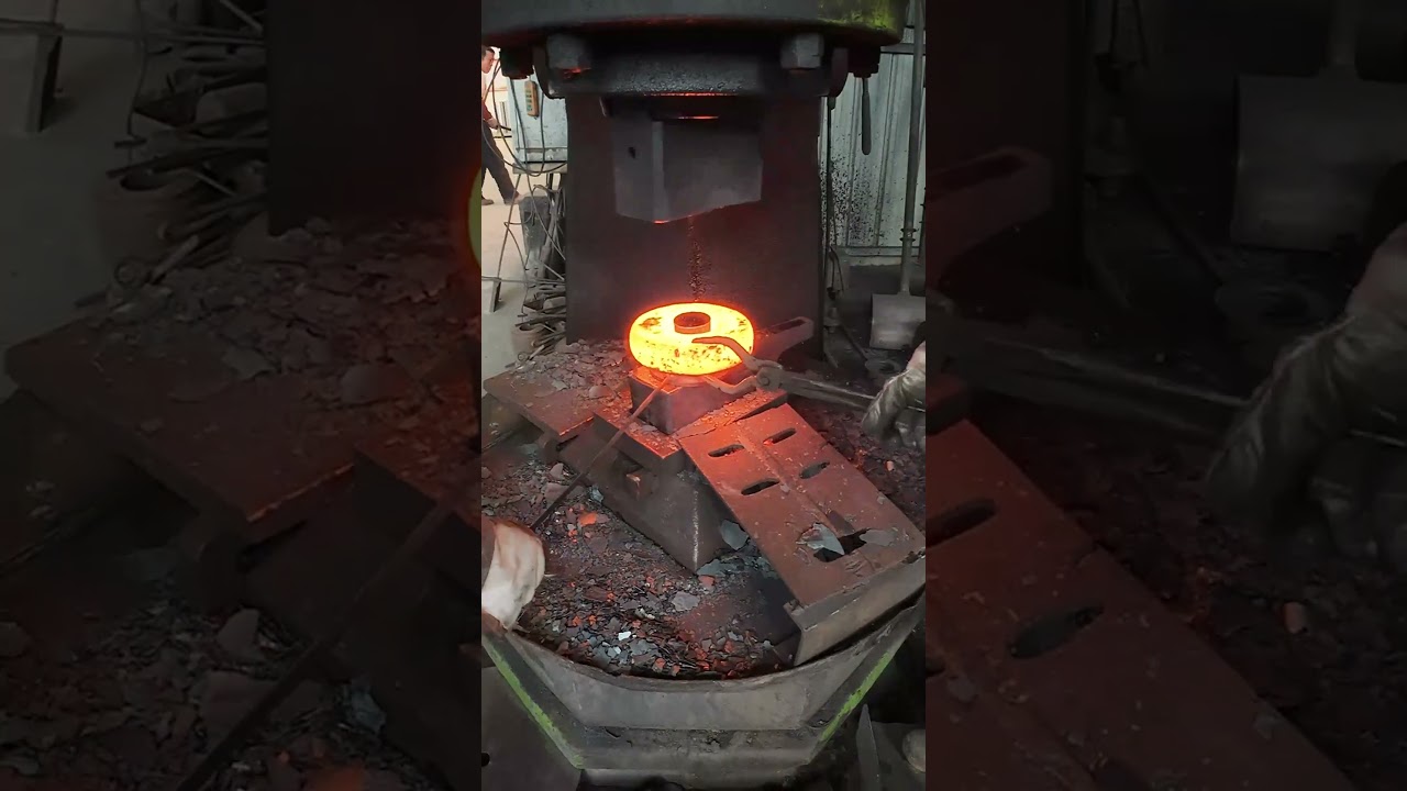⭕Forging #Hot Forging gear making process |Maye Factory #shorts #production process shorts_11 Oct 3