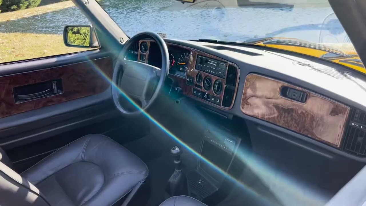 26k mile 1991 Monte Carlo Yellow Saab 900 SE Turbo 5-speed conv. - cold start / walkaround / drive