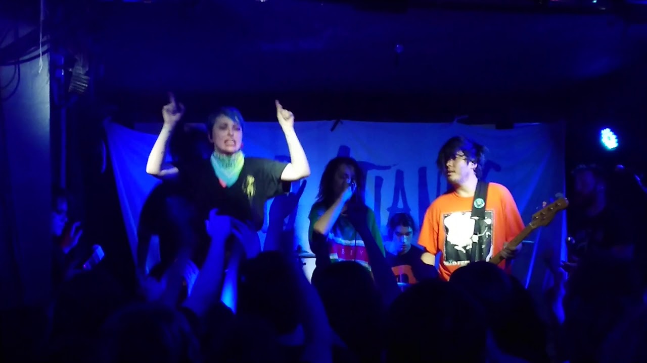 Stand Atlantic - Coffee At Midnight (LIVE - Paris - 04/15/2019)