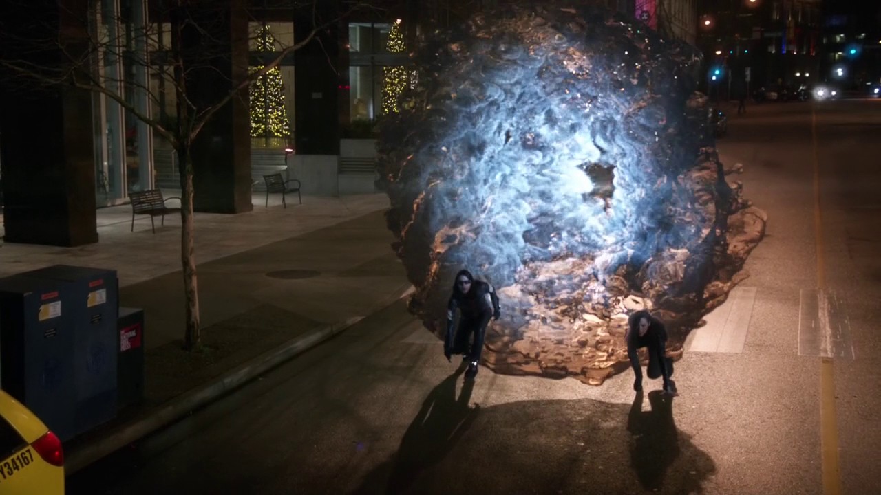 Three Speedsters vs Grodd's Army/ Solivar vs Grodd- The Flash  S03E14