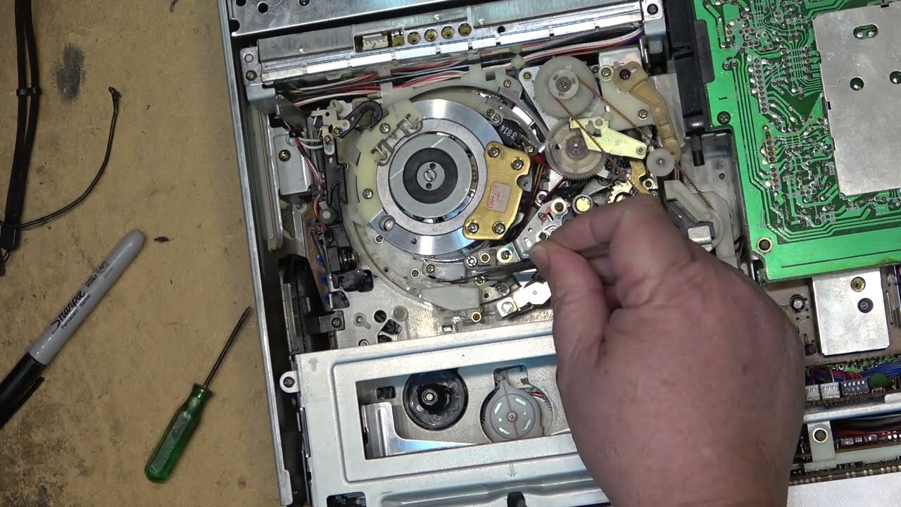 Understanding the Sony 711B1 and 711B2 Betamax Chassis and how they operate