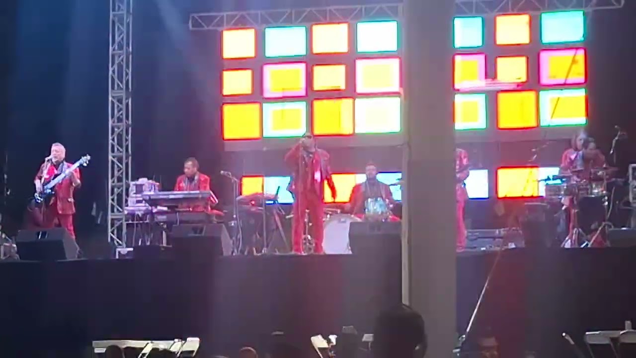 Cierre de feria santo tomas otlaltepec puebla 2026, rigo tovar y su costa azul