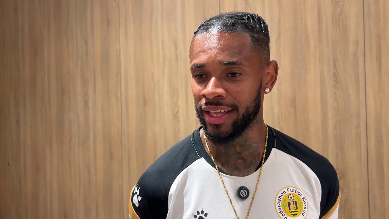 Den Kayente di Wega 🔥: Leandro Bacuna un saminero ku ta hunga ku su ❤️
