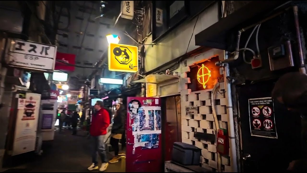 Golden Gai Shinjuku Tokyo Japan 🇯🇵 #tokyo #japan #asia #travel #shinjuku 