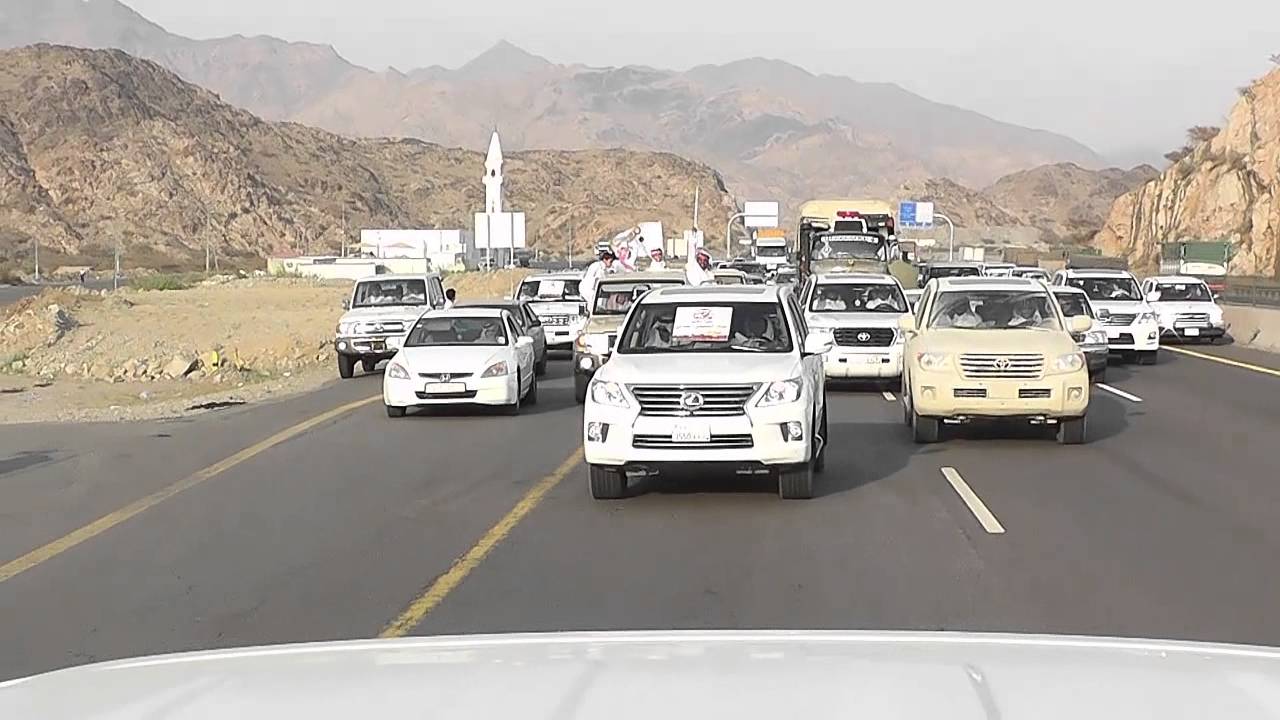 استقبال ومسيرة الشيخ حماد الصليمي الهذلي بعد فوزه بالمركز الاول فئة 50 الحمر بدولة الكويت