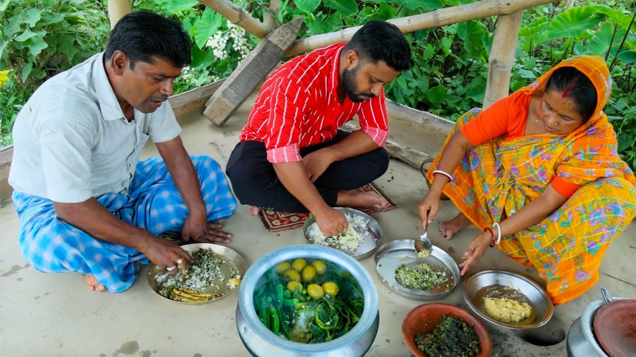 ছেচি শাক ও ডালের বড়ি দিয়ে নদীয়ার বিখ্যাত রেসিপি তার সাথে আমরা মাখা ও টাটকা সবজি সেদ্ধ|Breakfast |