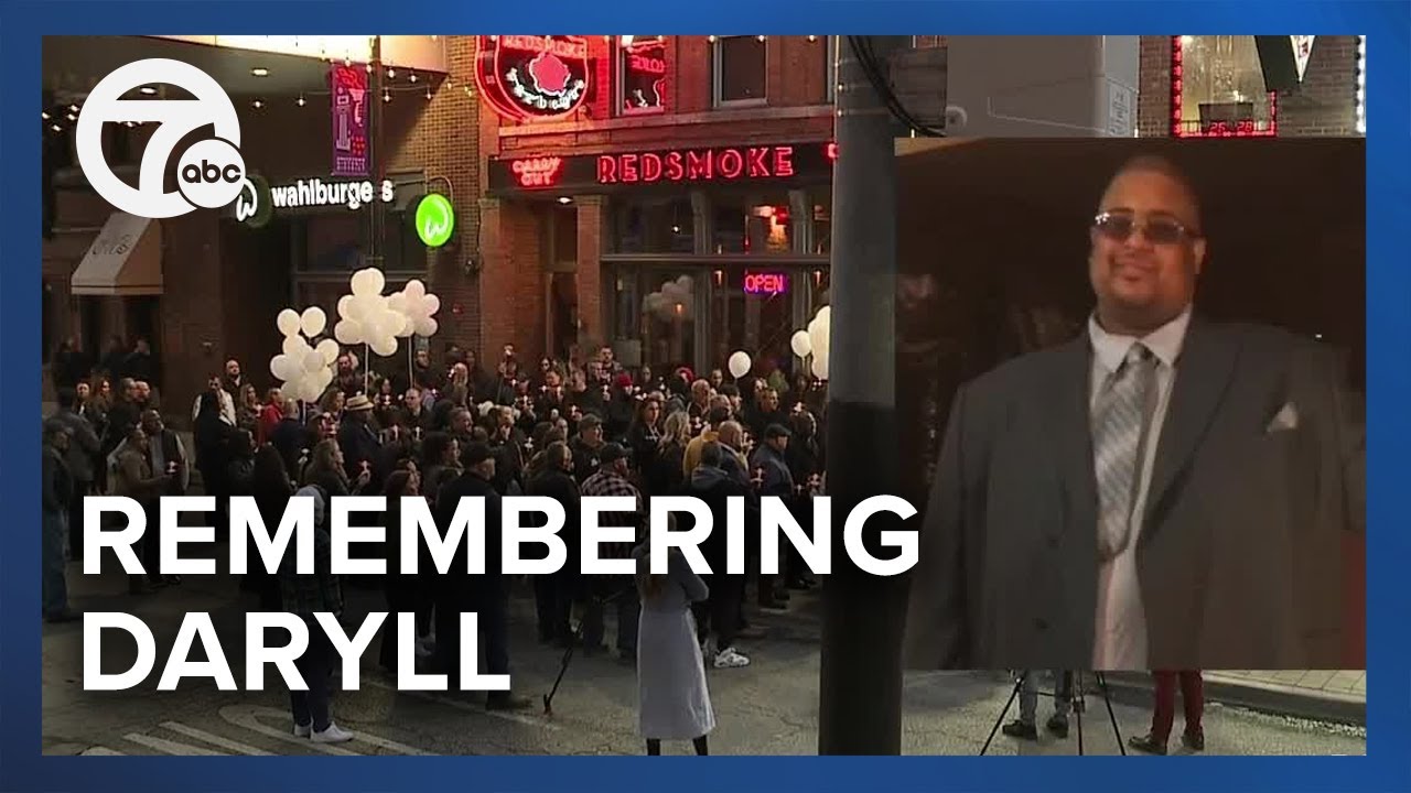 Community gathers in honor of the late security guard shot over a line dispute in Detroit