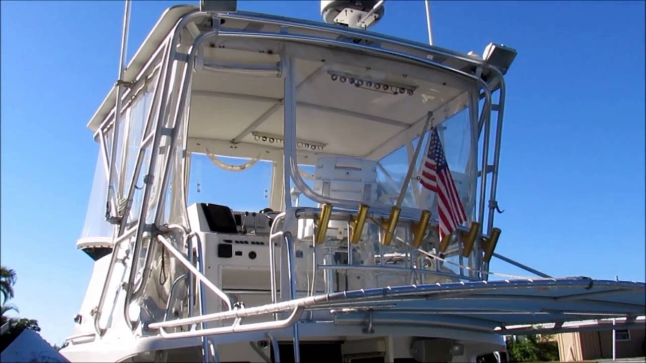 1995 Cabo Flybridge Sportfisher Exterior