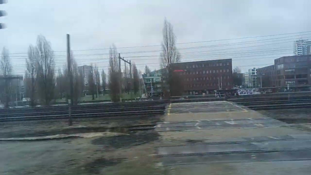Train between Amsterdam and Amsterdam Amstel.