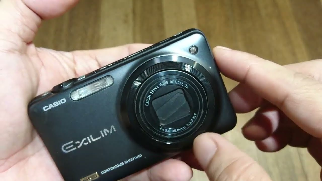 CASIO Exilim EX-ZR10 digital camera