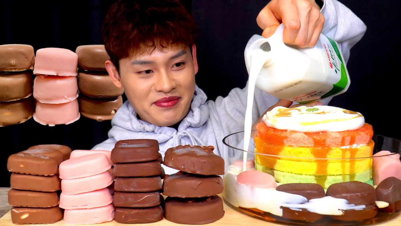 ASMR 오도독 티코 초콜릿아이스크림과 무지개케이크 우유 말아먹방~!! Chocolate Ice Cream With Rainbow Cake 🌈 In Milk MuKBang~!!