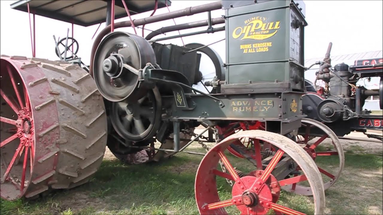 Rollag 2015 Big Gas Tractors on parade