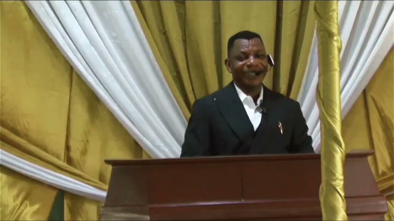 TOUT GABON  EN FEU 🔥🔥🔥🔥AVEC L'HOMME DE LA CONDUITE DU SAINT-ESPRIT.     DIEU  ETAIT AU RENDEZ-VOUS