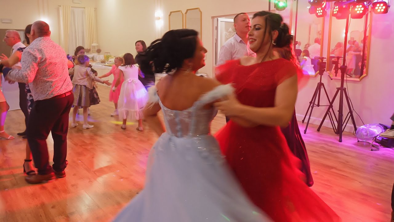 SVADBA 4K - zábava (Sala Bankietowa - Dom na wzgórzu) kameraman na svadbu