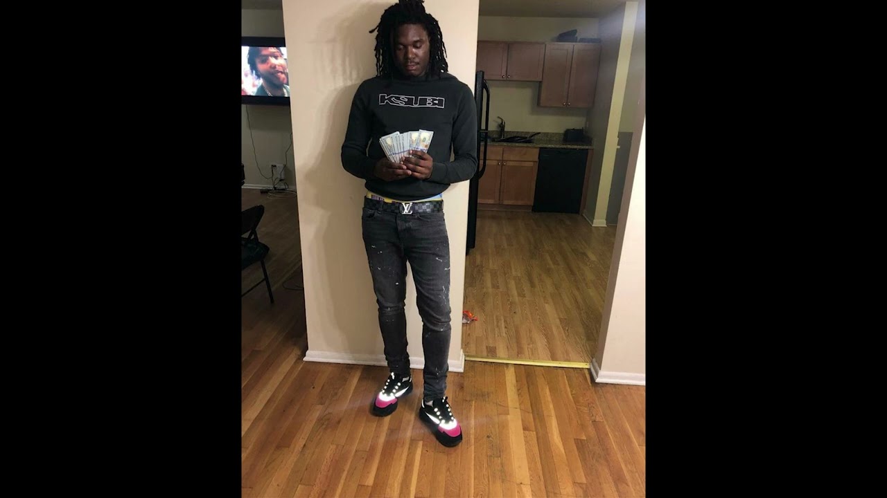 (FREE) Skrilla X Lucki Sample Type Beat - 