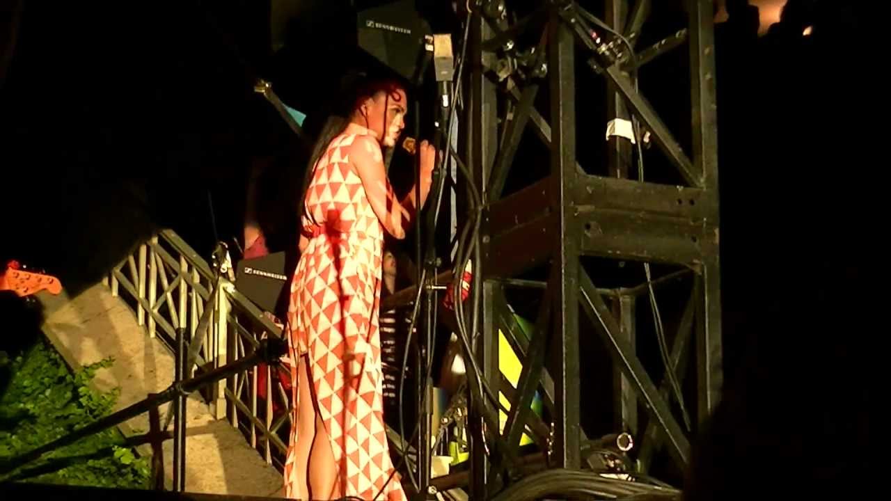 Jessie J- Never Too Much, Abracadabra & Nobody's Perfect (Newmarket Nights)