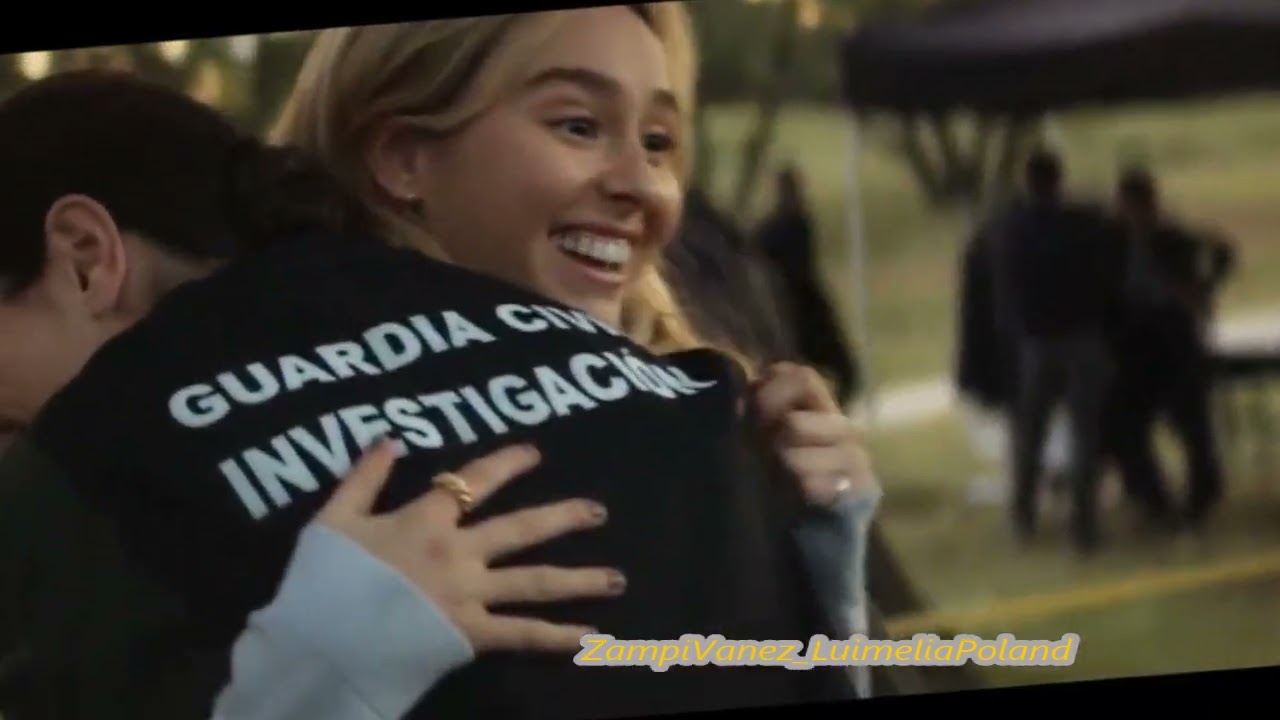 Luisita y Amelia : Abrazame muy fuerte