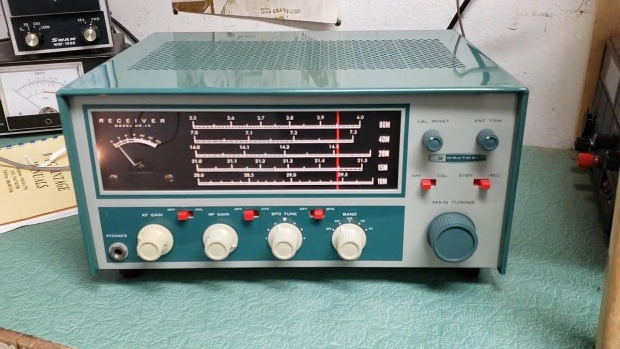 Heathkit HR-10 Vintage HAM Radio Receiver W/ Crystal Calibrator
