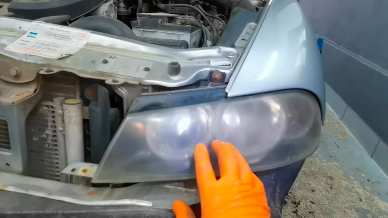 How To Remove Headlights On Alfa Romeo 156!!