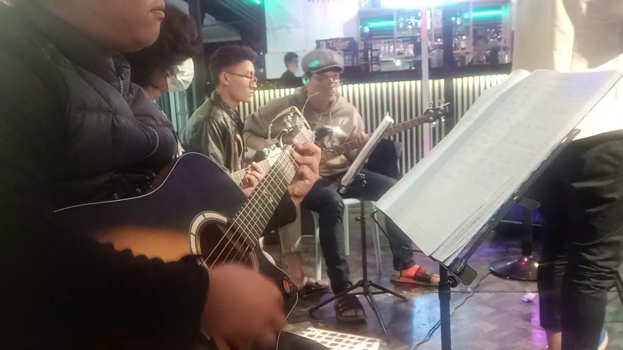 Seng Ni-Unplugged
